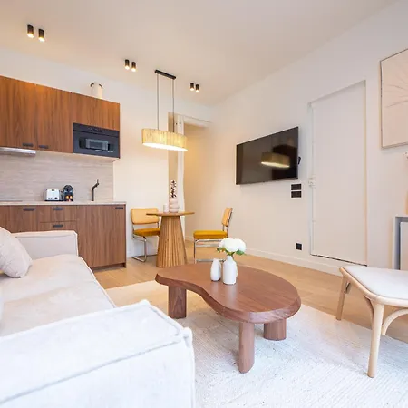 Appartamento In Montmartre Parigi